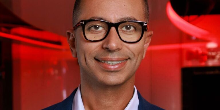 محمد عبد الله، الرئيس التنفيذي والعضو المنتدب لشركة ڤودافون مصر