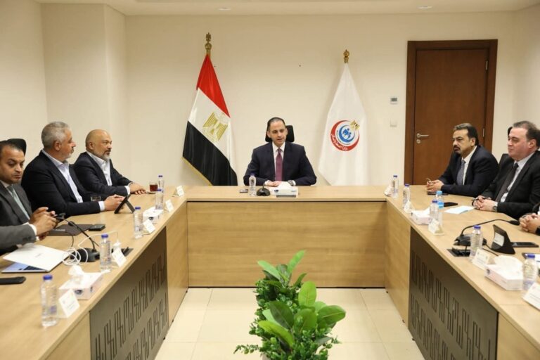 1753f478 d7d7 4066 8496 737dc5a46046